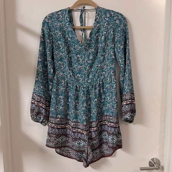 Xhilaration Pants - Fun romper